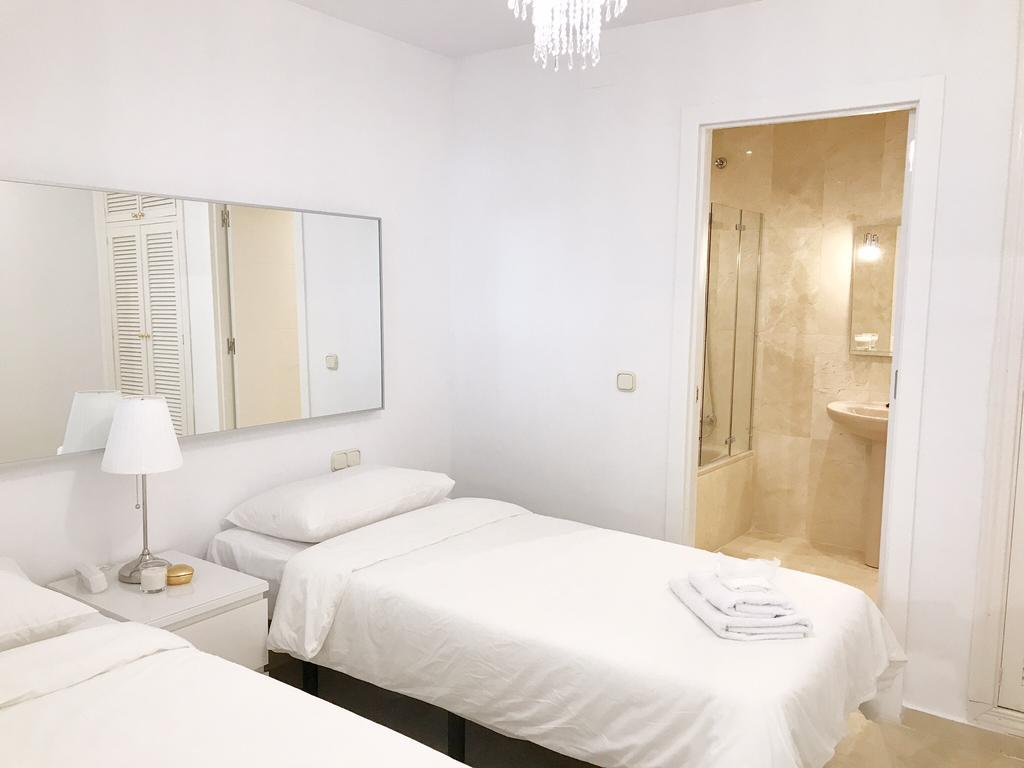 Vivaldi Boutique Suites Jardines Del Mar Marbella Ngoại thất bức ảnh